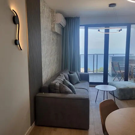 Апартаменты Skyline A62