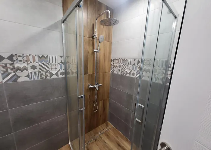 Skyline A62 וארנה